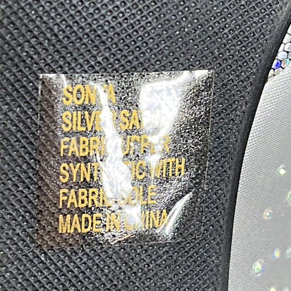 NWT Dyeables Womens Sonya Silver Satin Platform Crossover Strap Sandals 8.5B - Picture 8 of 11